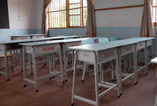 廣州博皓復(fù)合材料有限公司參加2014廣東江西商會捐資助學(xué)上猶行活動(dòng)